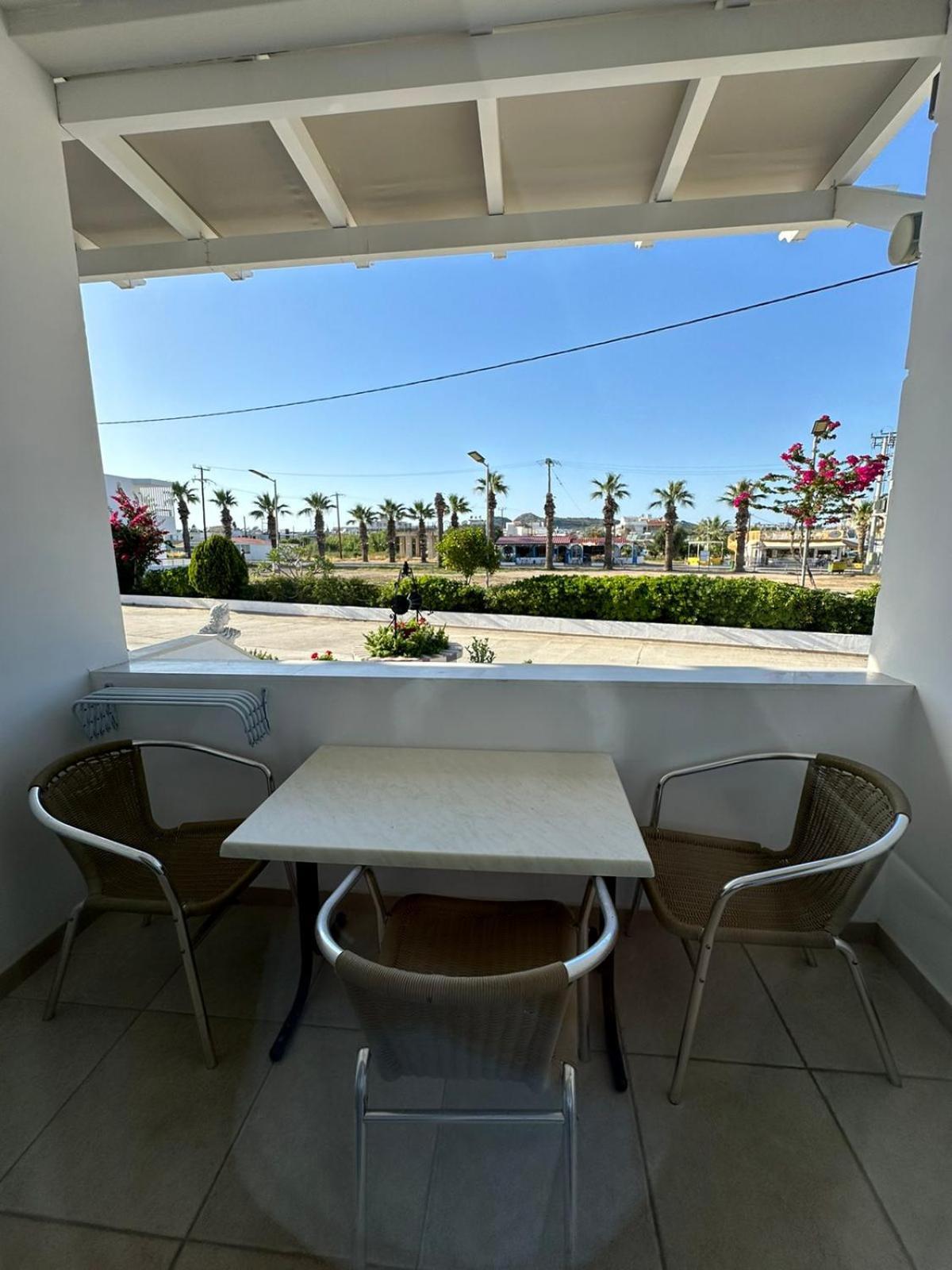 Apollonio Suites & Rooms Faliraki Rhodes Oda fotoğraf