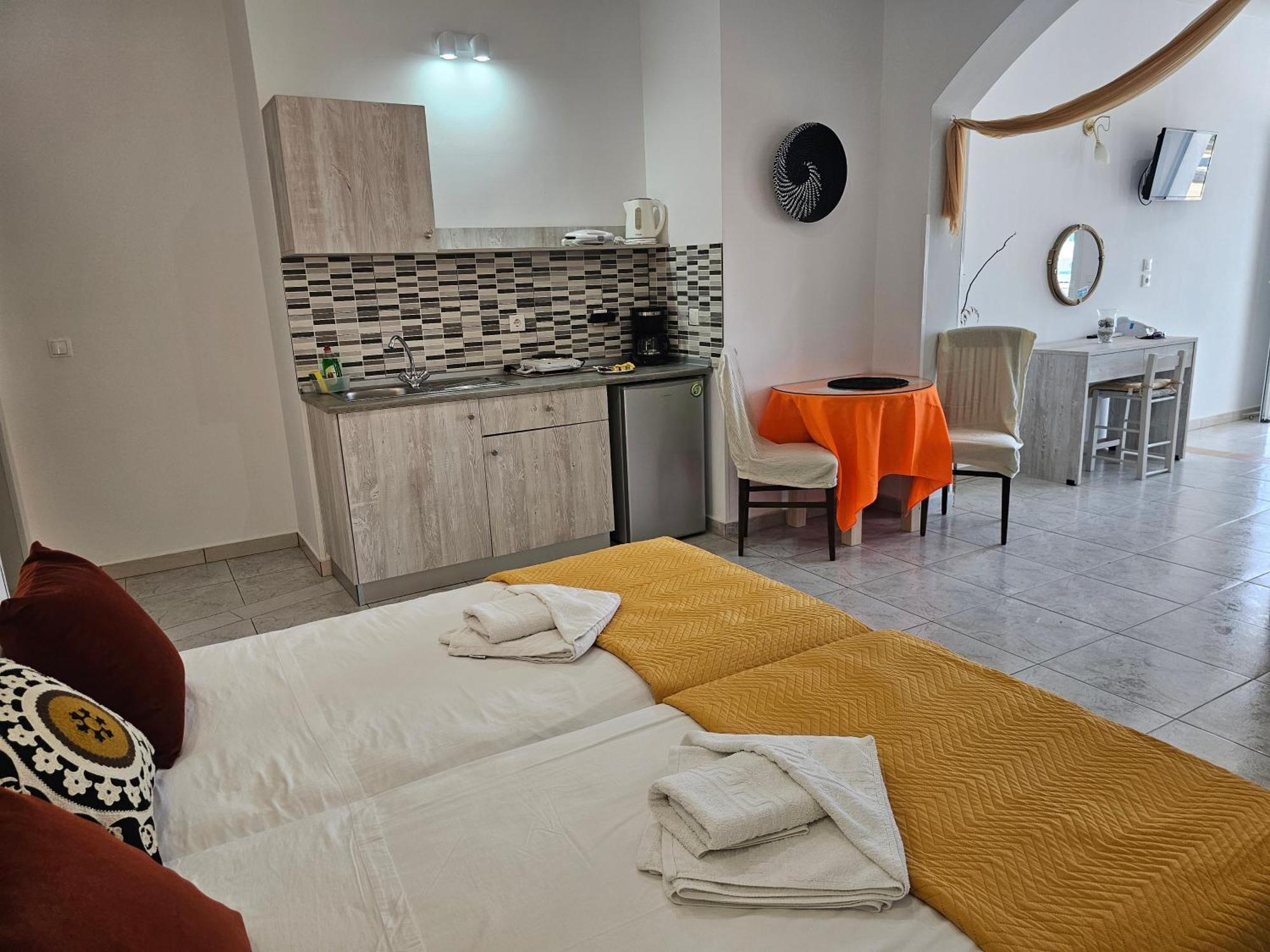 Apollonio Suites & Rooms Faliraki Rhodes Oda fotoğraf