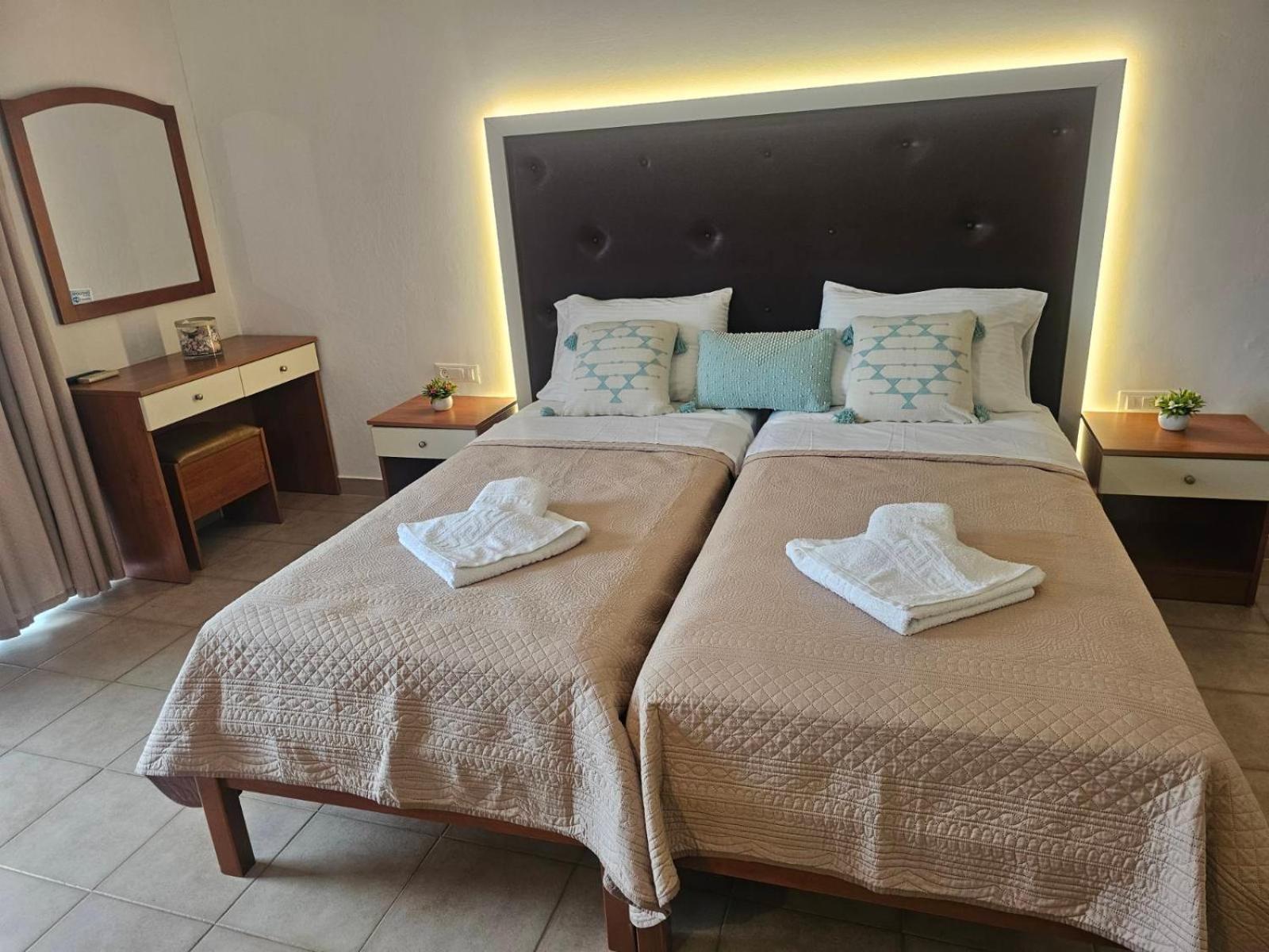 Apollonio Suites & Rooms Faliraki Rhodes Dış mekan fotoğraf